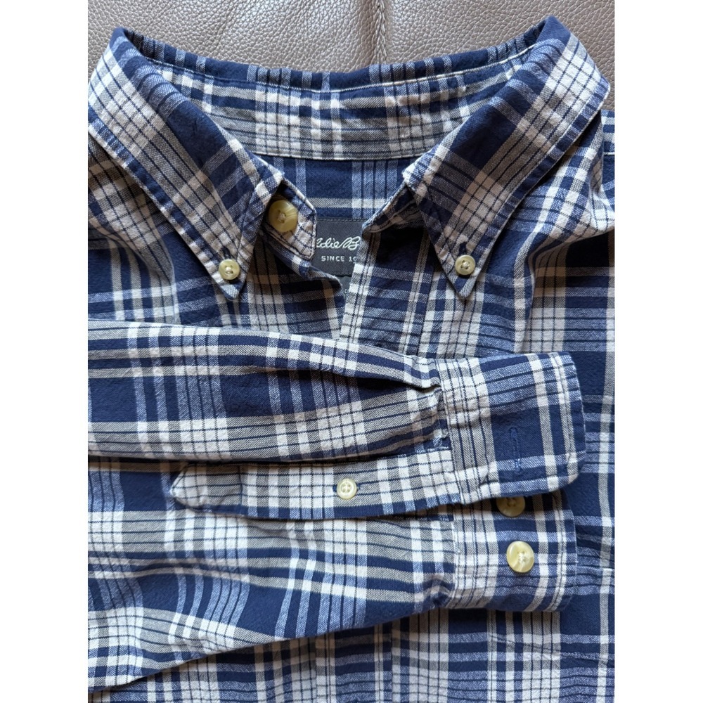 Eddie Bauer Mens XL Navy Blue Cream Plaid Flannel Button Down Shirt Cotton Long
